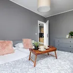 Stylish Pachońskiego With Parking In By Renters Apartamento Cracóvia