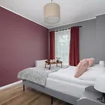 Stylish Pachonskiego With Parking In By Renters * كراكوفيا